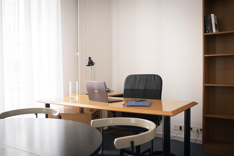 Bureau grand deux pièces 13 Maison Suger résidence de recherche à Paris