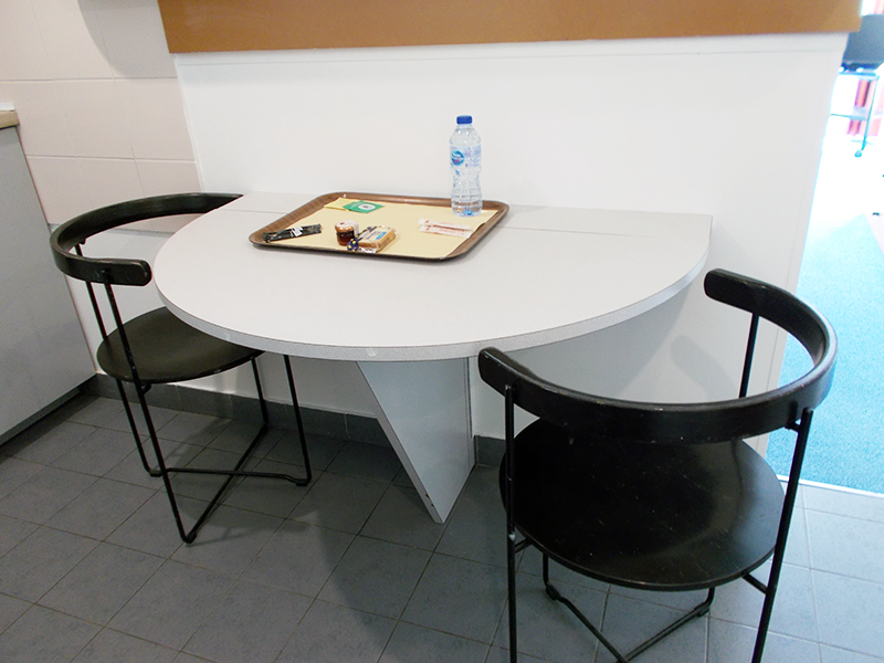 Table studio 35 Maison Sujer résidence de recherche Paris