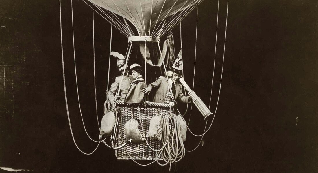 Loin de Méliès ? Circulations (im)matérielles, du cinéma premier aux médias numériques 