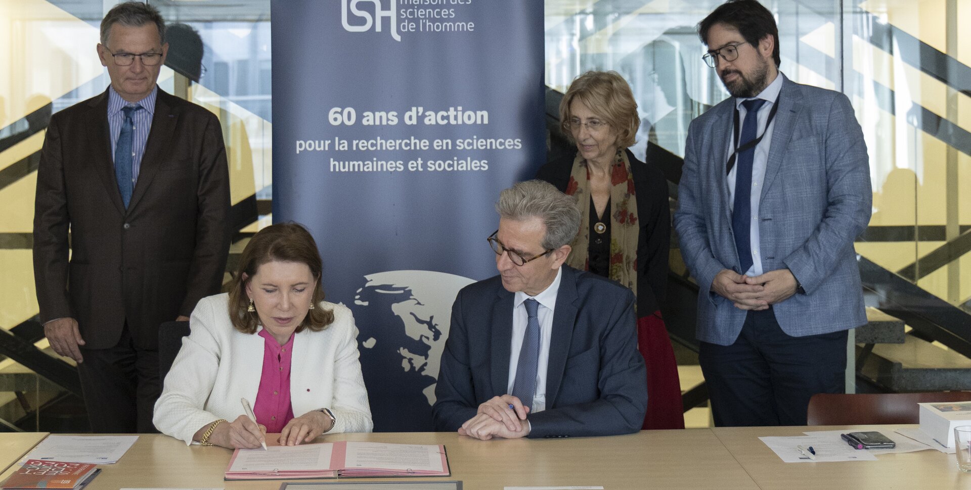 La FMSH et la CNFU signent une nouvelle convention de coopération en sciences humaines et sociales