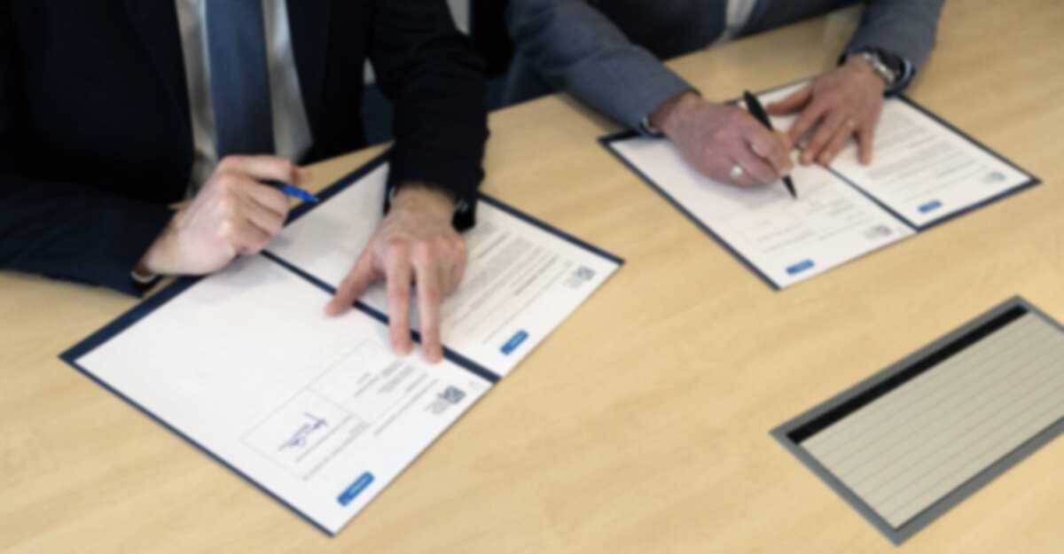 Signature convention partenariat FMSH et Casden