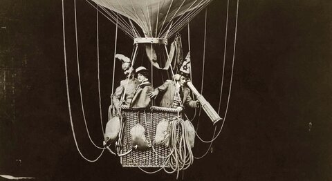 Loin de Méliès ? Circulations (im)matérielles, du cinéma premier aux médias numériques 