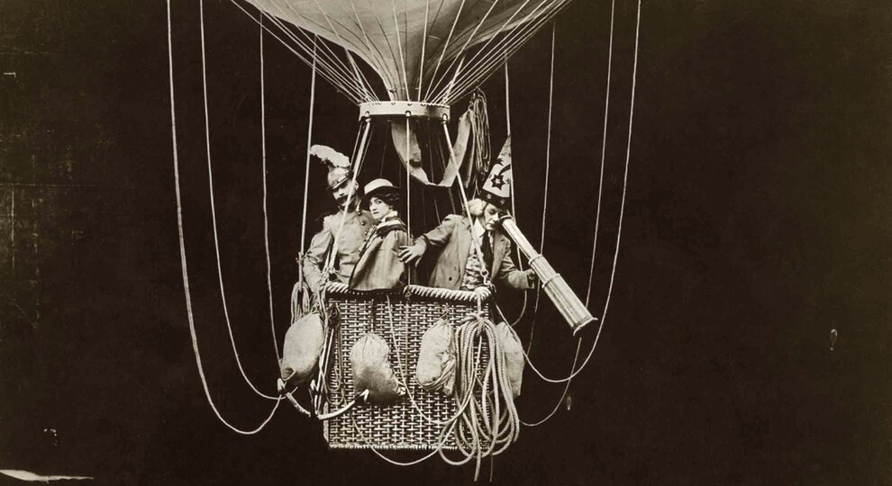 Loin de Méliès ? Circulations (im)matérielles, du cinéma premier aux médias numériques 